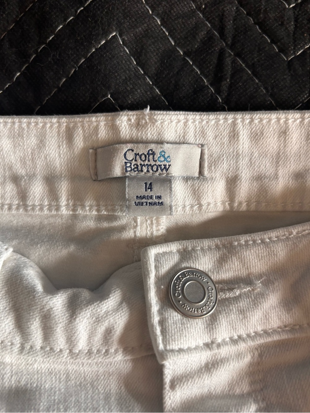 Croft & Barrow White Blue Jean Shorts Size 14 - Picture 4 of 6